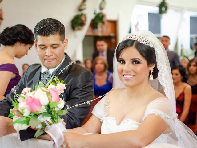 La boda de Jesús y Adriana en Mazatlán, Sinaloa 13