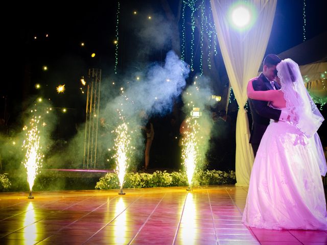 La boda de Jesús y Adriana en Mazatlán, Sinaloa 33