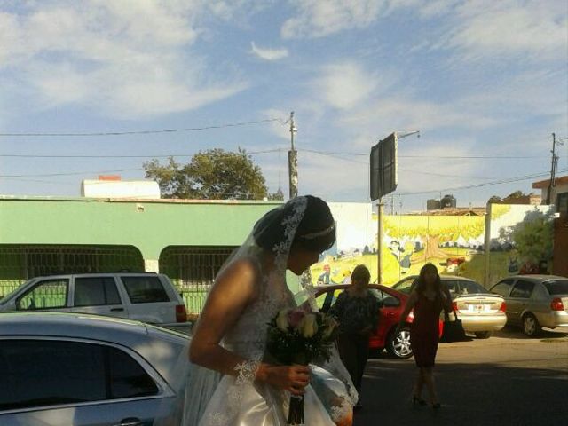 La boda de Alejandro y Martha Celia en Los Mochis, Sinaloa 9
