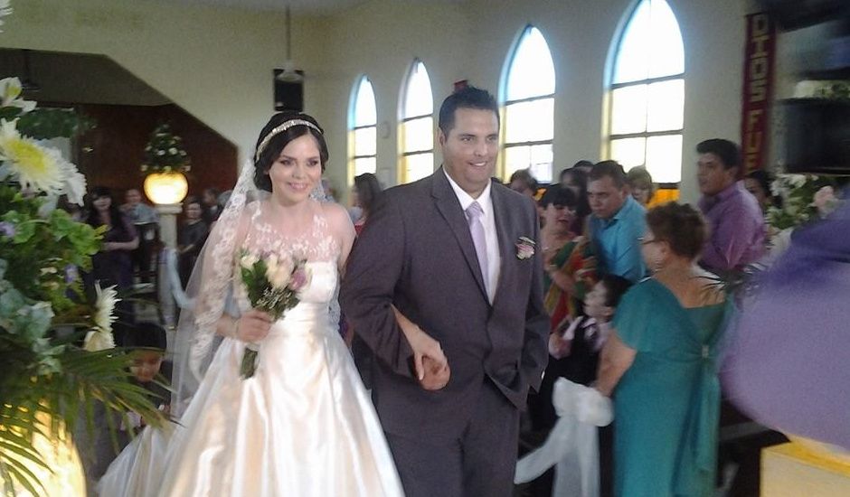 La boda de Alejandro y Martha Celia en Los Mochis, Sinaloa