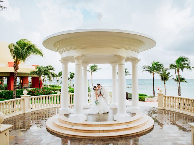 La boda de Juan Antonio y Lina Anahi  en Playa del Carmen, Quintana Roo 1