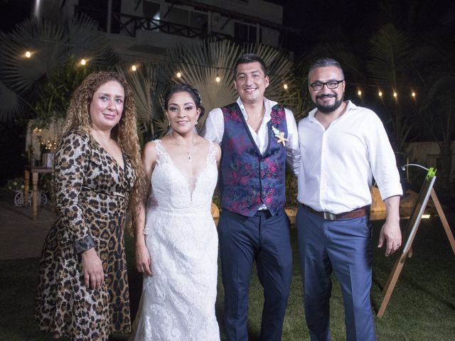 La boda de Erik y Alejandra en Acapulco, Guerrero 16