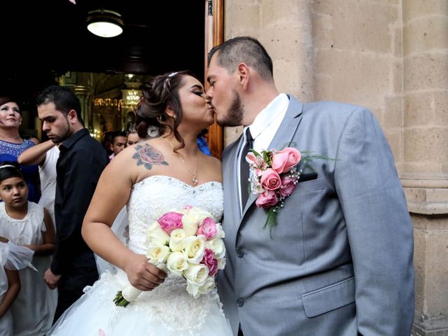 La boda de Andrés y Alejandra en León, Guanajuato 5