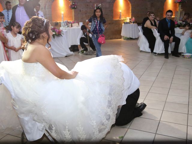 La boda de Andrés y Alejandra en León, Guanajuato 17