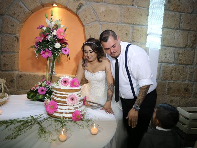 La boda de Andrés y Alejandra en León, Guanajuato 21
