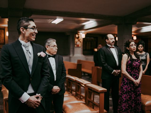 La boda de Luis y Emelia en Gustavo A. Madero, Ciudad de México 12