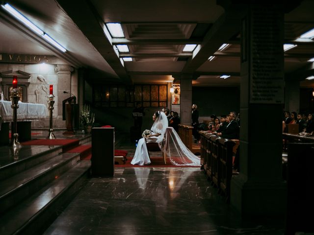 La boda de Luis y Emelia en Gustavo A. Madero, Ciudad de México 16