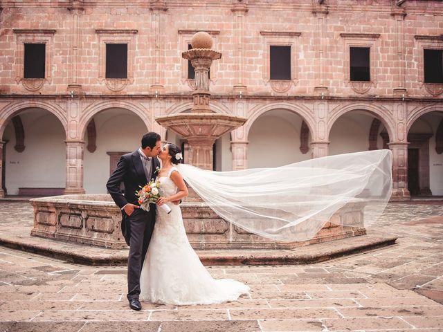 La boda de Miguel y Alejandra en Morelia, Michoacán 17