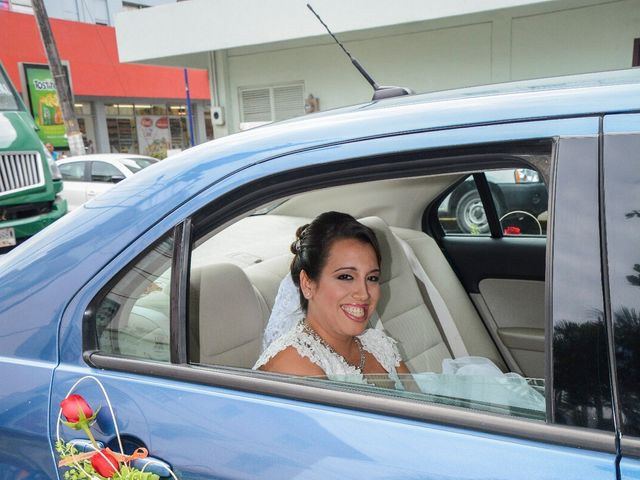 La boda de Luis Ángel y Carla en Veracruz, Veracruz 6