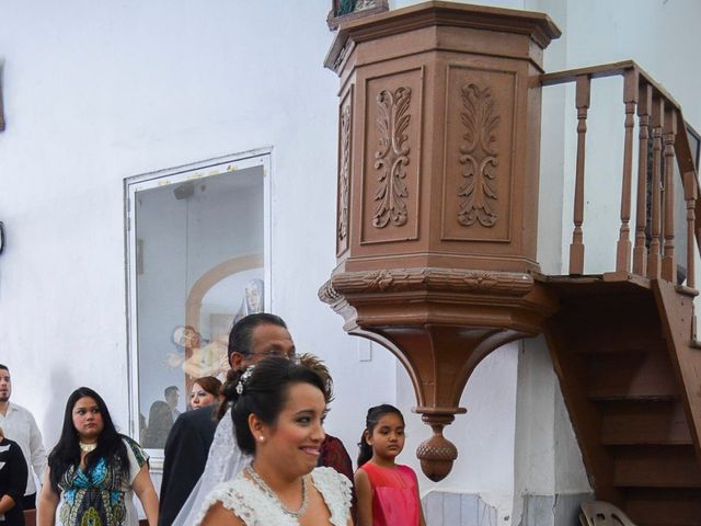 La boda de Luis Ángel y Carla en Veracruz, Veracruz 15