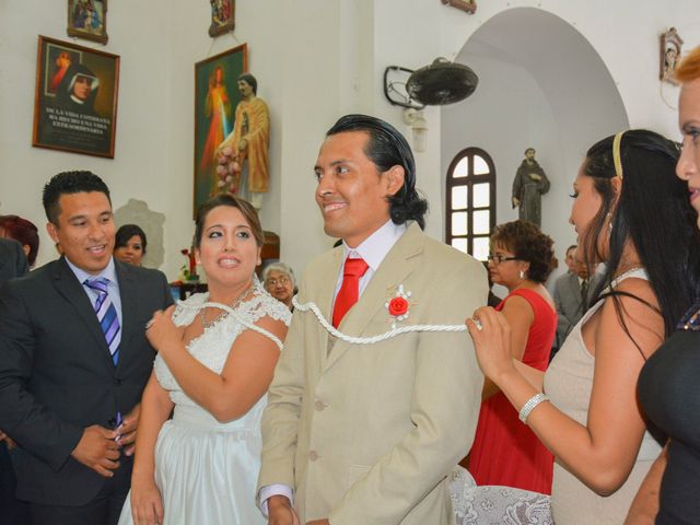 La boda de Luis Ángel y Carla en Veracruz, Veracruz 30