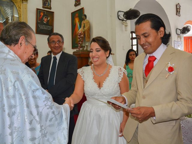 La boda de Luis Ángel y Carla en Veracruz, Veracruz 34