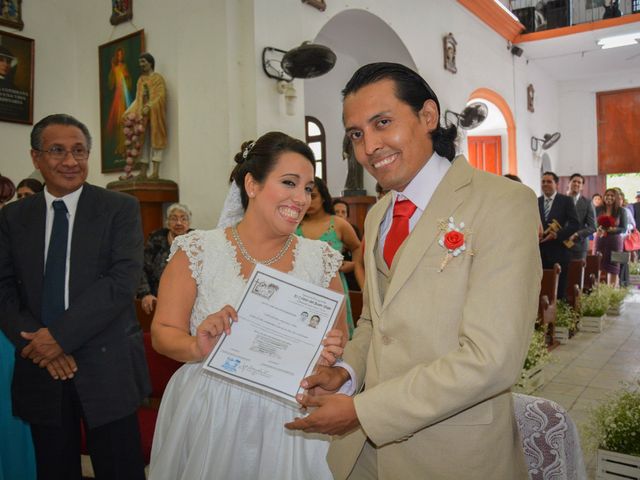 La boda de Luis Ángel y Carla en Veracruz, Veracruz 35