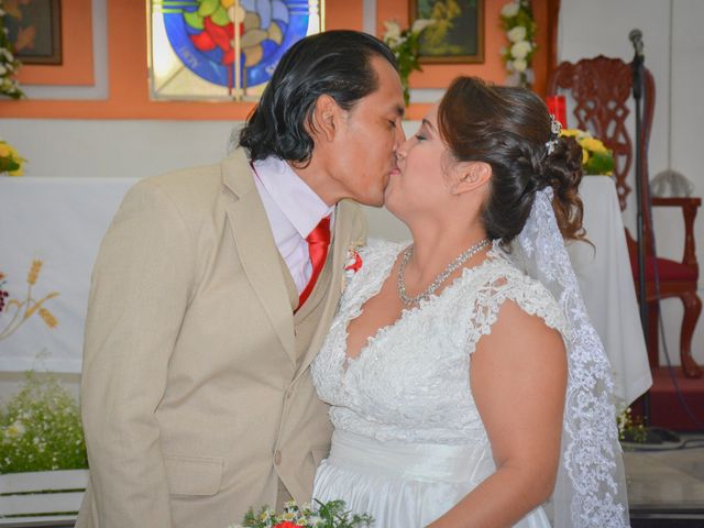 La boda de Luis Ángel y Carla en Veracruz, Veracruz 36