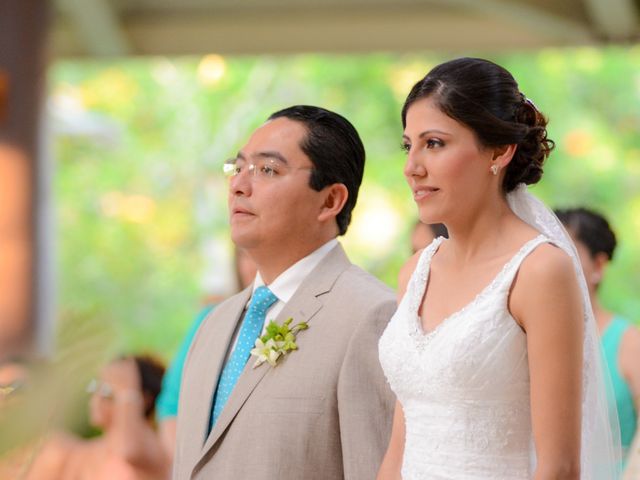 La boda de Alan y Flor en Ixtapa Zihuatanejo, Guerrero 10