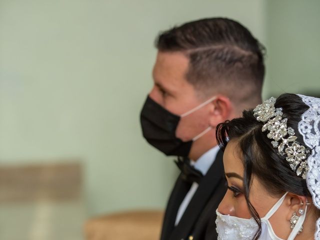 La boda de Oscar y Brenda en León, Guanajuato 20