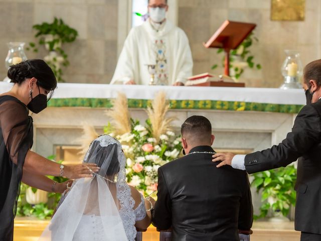 La boda de Oscar y Brenda en León, Guanajuato 21