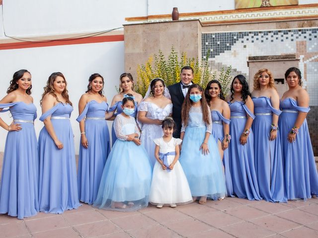 La boda de Oscar y Brenda en León, Guanajuato 32