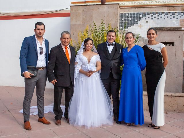 La boda de Oscar y Brenda en León, Guanajuato 34