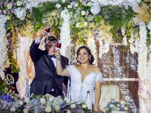 La boda de Oscar y Brenda en León, Guanajuato 77