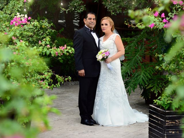 La boda de Carlos y Artemiza en Victoria, Tamaulipas 20