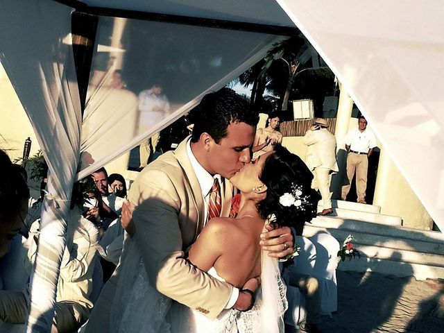 La boda de Juan y Laura en Bahía de Banderas, Nayarit 5