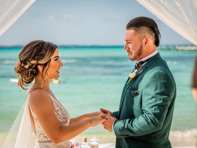 La boda de Rudy y Isabella en Cancún, Quintana Roo 10