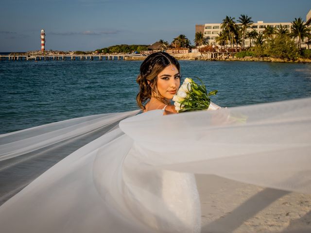La boda de Rudy y Isabella en Cancún, Quintana Roo 22