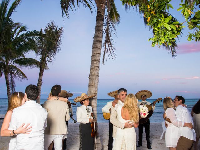 La boda de Armando y Claudia en Playa del Carmen, Quintana Roo 31