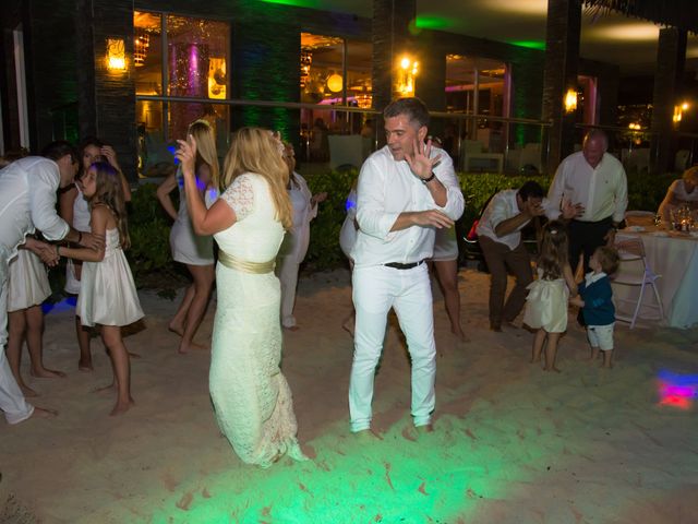 La boda de Armando y Claudia en Playa del Carmen, Quintana Roo 35