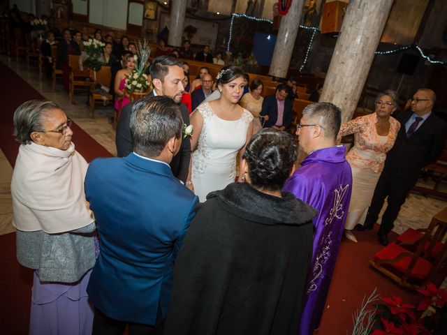 La boda de Alejandro y Glenia en Xalapa, Veracruz 23