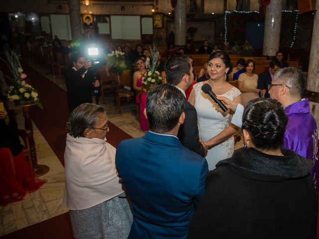 La boda de Alejandro y Glenia en Xalapa, Veracruz 24