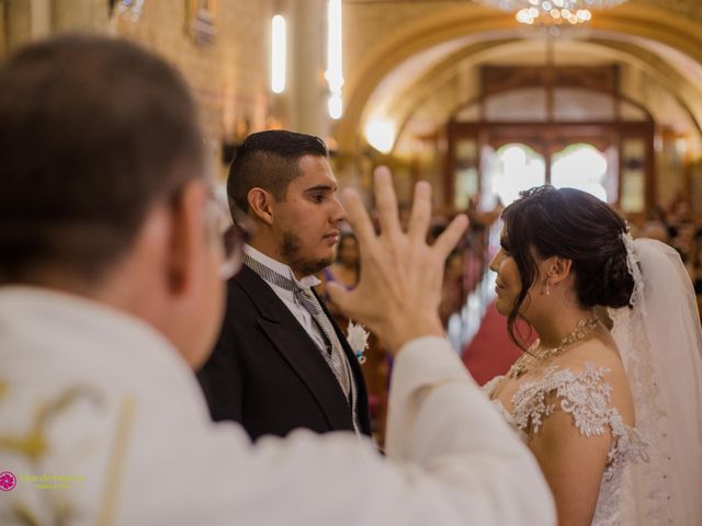 La boda de Osvaldo y Ana en Saltillo, Coahuila 12