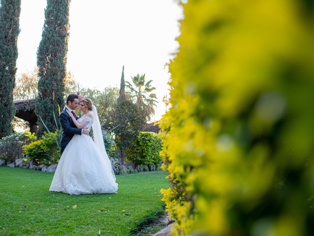 La boda de Juan Pablo y Gabriela en Zapopan, Jalisco 13