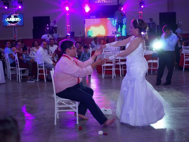 La boda de Ángel y Cecilia en Yanga, Veracruz 2