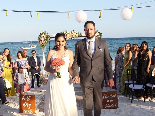 La boda de Erick Bouchot  y Viviana Herrera  en Playa del Carmen, Quintana Roo 8