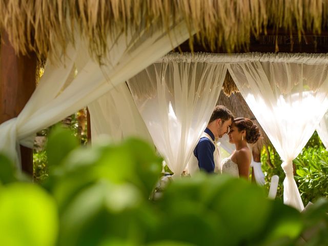 La boda de Valentín y Analy en Playa del Carmen, Quintana Roo 4