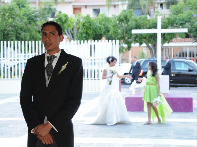 La boda de Carlos y Alejandra en Tlajomulco de Zúñiga, Jalisco 14