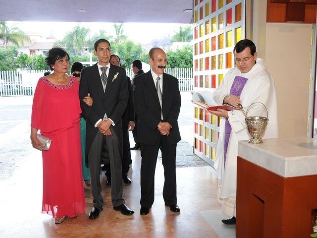 La boda de Carlos y Alejandra en Tlajomulco de Zúñiga, Jalisco 15