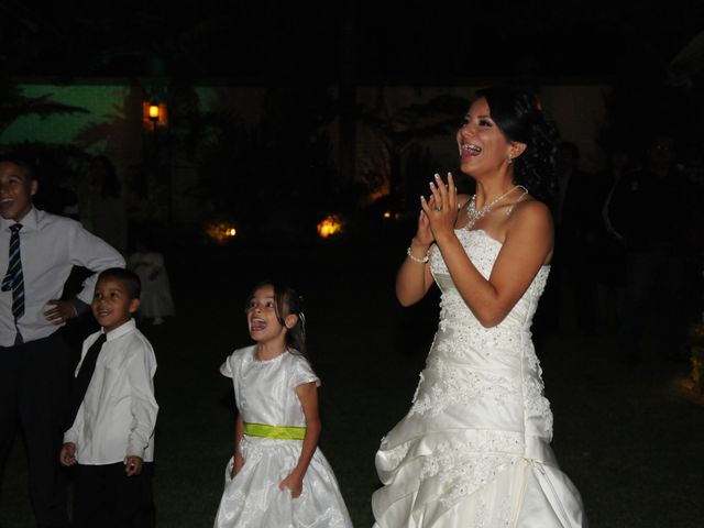 La boda de Carlos y Alejandra en Tlajomulco de Zúñiga, Jalisco 35