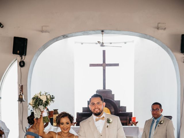 La boda de Sergio y Paty en Huatulco, Oaxaca 43