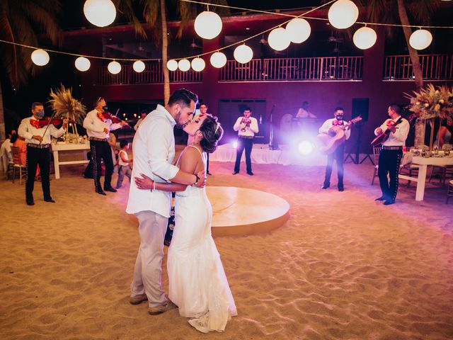 La boda de Sergio y Paty en Huatulco, Oaxaca 103