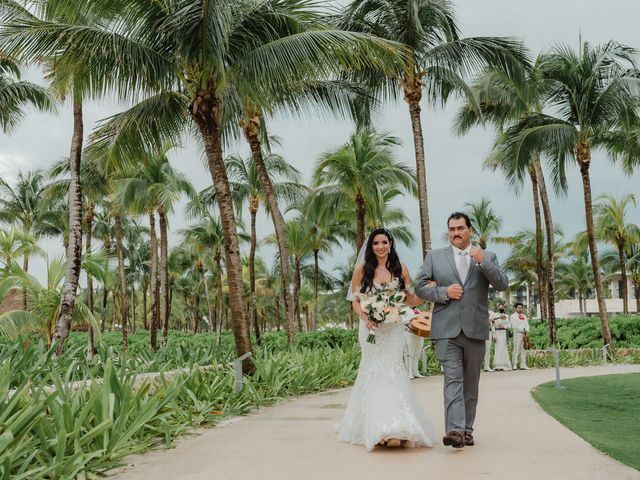 La boda de Álex y Jesy en Puerto Aventuras, Quintana Roo 27