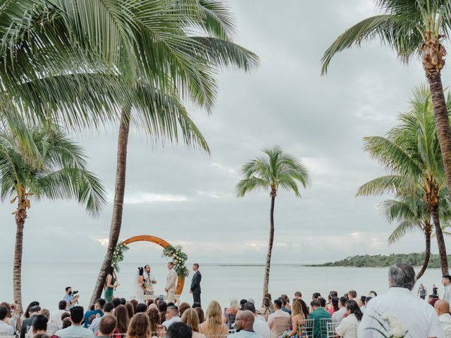 La boda de Álex y Jesy en Puerto Aventuras, Quintana Roo 30