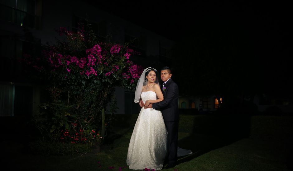 La boda de Martín y Erika en Cholula, Puebla