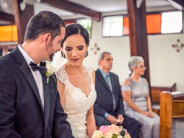 La boda de Adrian y Karla en Tijuana, Baja California 13