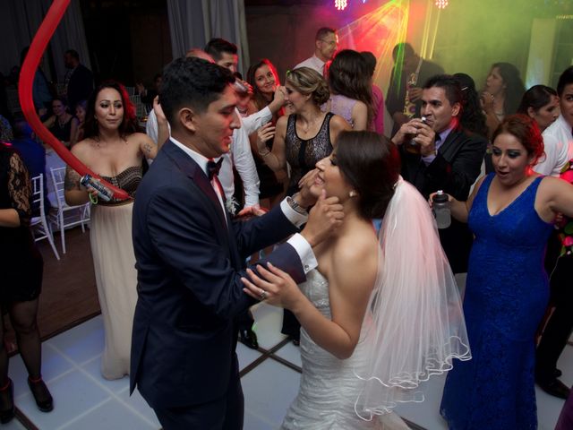 La boda de Joel Alejandro y Betty en Tlajomulco de Zúñiga, Jalisco 17