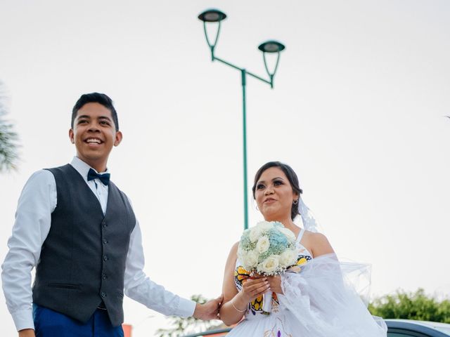 La boda de Emmanuel y Karla en Ixtapa Zihuatanejo, Guerrero 27