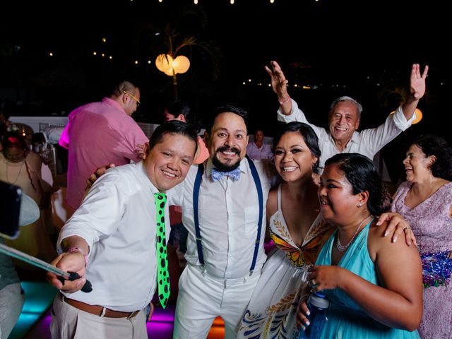La boda de Emmanuel y Karla en Ixtapa Zihuatanejo, Guerrero 69