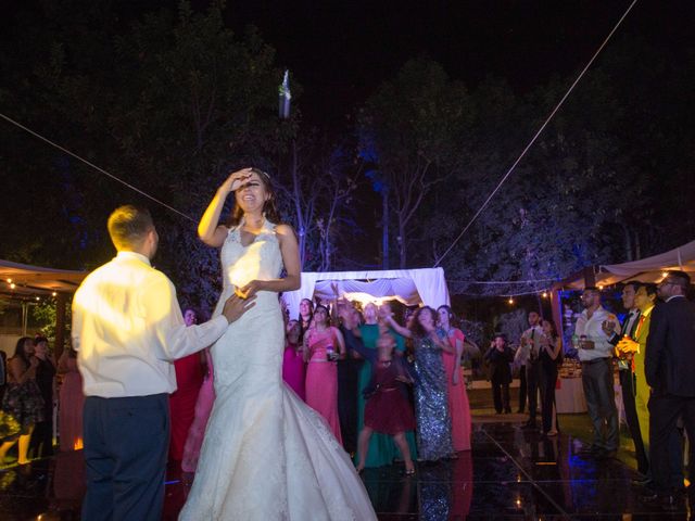 La boda de Jonathan y Karina en Tlaquepaque, Jalisco 33